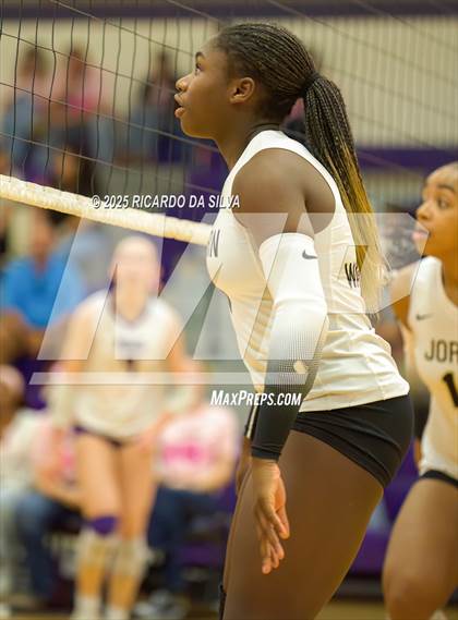 Thumbnail 1 in Jordan @ Morton Ranch photogallery.