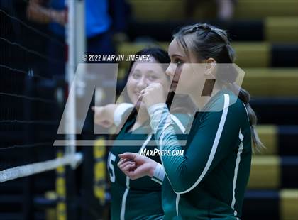 Thumbnail 3 in Royal vs. Oak Park photogallery.