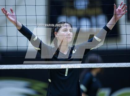 Thumbnail 3 in Royal vs. Oak Park photogallery.