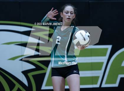 Thumbnail 2 in Royal vs. Oak Park photogallery.
