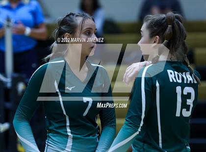 Thumbnail 1 in Royal vs. Oak Park photogallery.