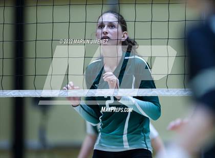 Thumbnail 3 in Royal vs. Oak Park photogallery.