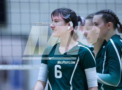 Thumbnail 1 in Royal vs. Oak Park photogallery.