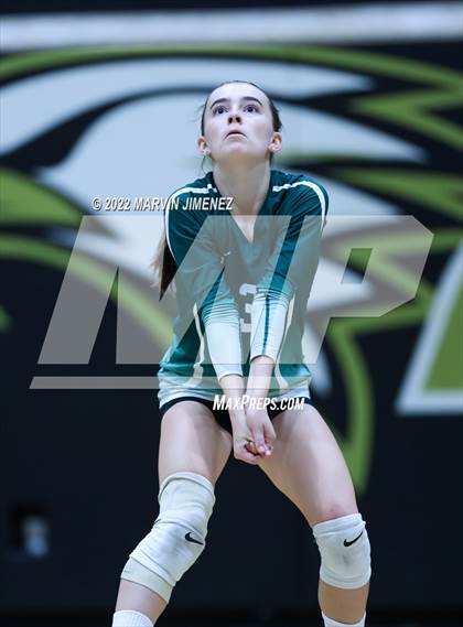 Thumbnail 1 in Royal vs. Oak Park photogallery.