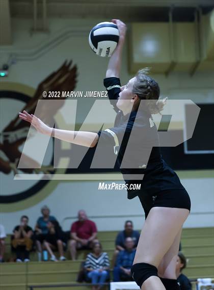 Thumbnail 2 in Royal vs. Oak Park photogallery.
