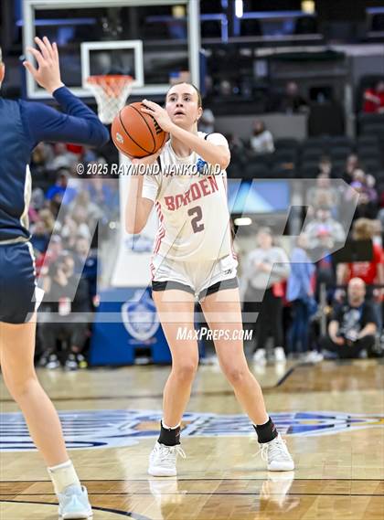 Thumbnail 3 in Borden vs. Lafayette Central Catholic photogallery.