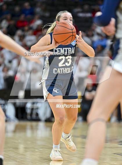 Thumbnail 1 in Borden vs. Lafayette Central Catholic photogallery.