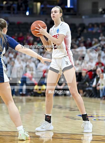 Thumbnail 1 in Borden vs. Lafayette Central Catholic photogallery.