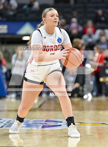 Thumbnail 1 in Borden vs. Lafayette Central Catholic photogallery.