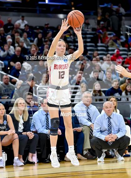 Thumbnail 3 in Borden vs. Lafayette Central Catholic photogallery.
