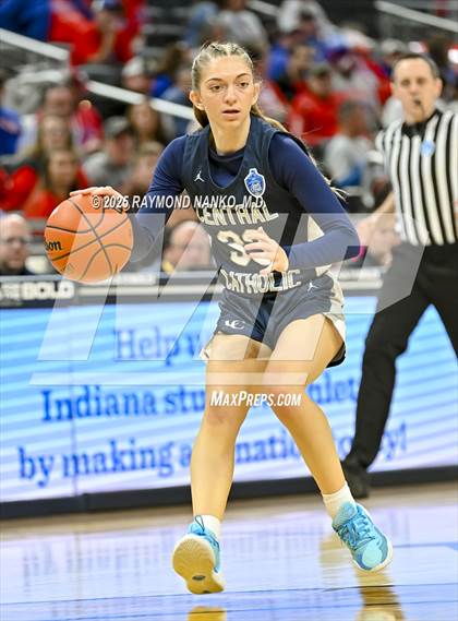 Thumbnail 3 in Borden vs. Lafayette Central Catholic photogallery.