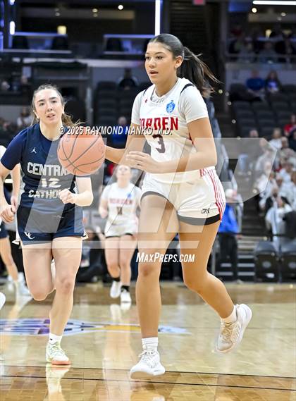 Thumbnail 3 in Borden vs. Lafayette Central Catholic photogallery.