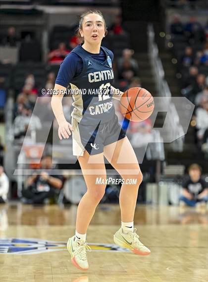 Thumbnail 1 in Borden vs. Lafayette Central Catholic photogallery.