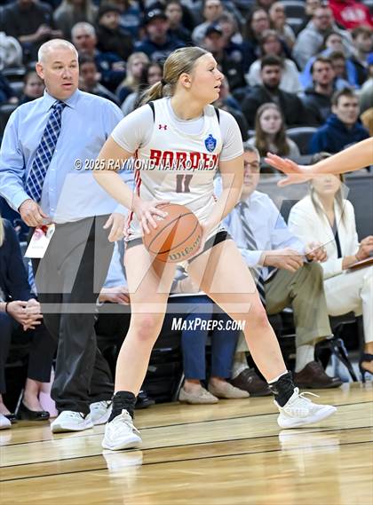 Thumbnail 3 in Borden vs. Lafayette Central Catholic photogallery.