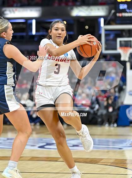 Thumbnail 3 in Borden vs. Lafayette Central Catholic photogallery.
