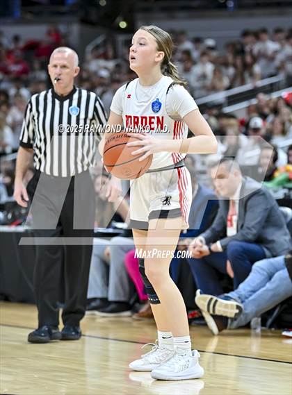 Thumbnail 3 in Borden vs. Lafayette Central Catholic photogallery.
