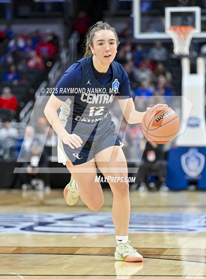 Thumbnail 1 in Borden vs. Lafayette Central Catholic photogallery.