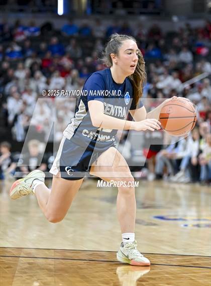 Thumbnail 3 in Borden vs. Lafayette Central Catholic photogallery.