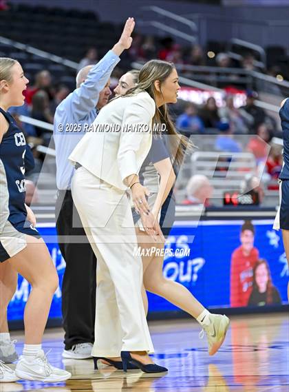 Thumbnail 1 in Borden vs. Lafayette Central Catholic photogallery.