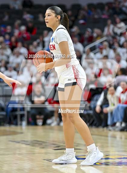 Thumbnail 2 in Borden vs. Lafayette Central Catholic photogallery.