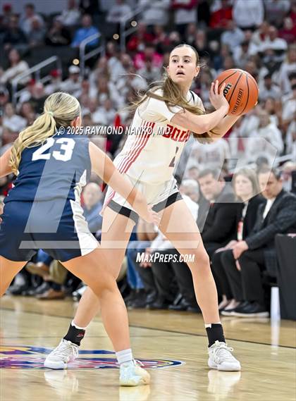 Thumbnail 3 in Borden vs. Lafayette Central Catholic photogallery.