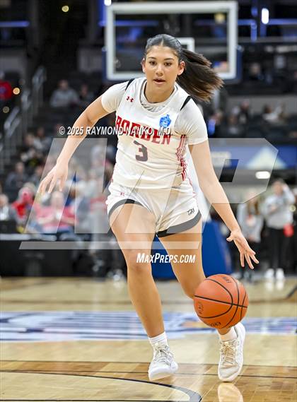 Thumbnail 2 in Borden vs. Lafayette Central Catholic photogallery.