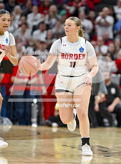 Thumbnail 2 in Borden vs. Lafayette Central Catholic photogallery.
