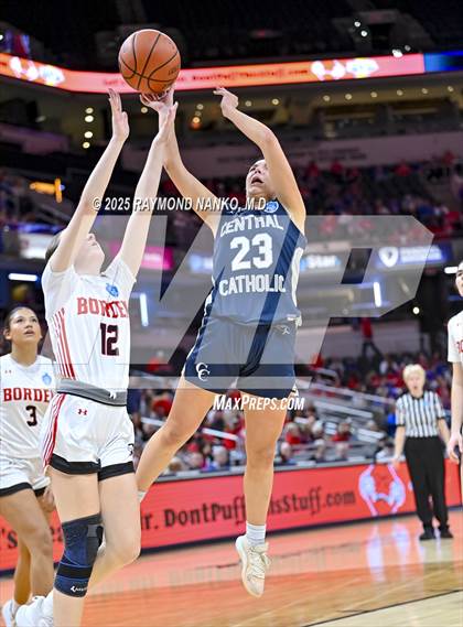 Thumbnail 3 in Borden vs. Lafayette Central Catholic photogallery.