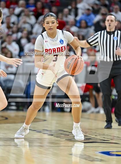 Thumbnail 1 in Borden vs. Lafayette Central Catholic photogallery.