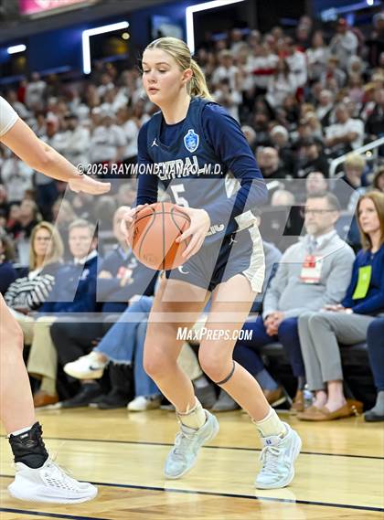 Thumbnail 1 in Borden vs. Lafayette Central Catholic photogallery.