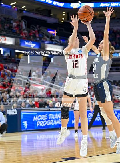 Thumbnail 2 in Borden vs. Lafayette Central Catholic photogallery.