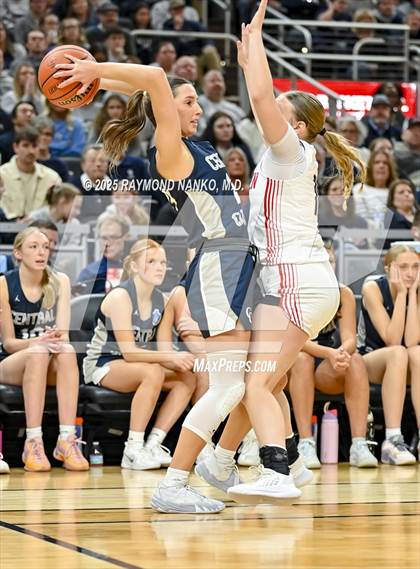 Thumbnail 1 in Borden vs. Lafayette Central Catholic photogallery.