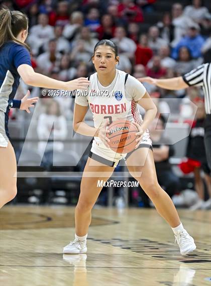 Thumbnail 3 in Borden vs. Lafayette Central Catholic photogallery.