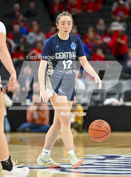 Thumbnail 1 in Borden vs. Lafayette Central Catholic photogallery.