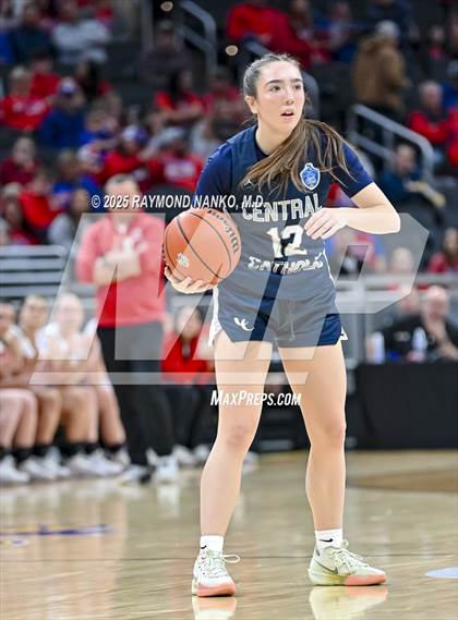 Thumbnail 3 in Borden vs. Lafayette Central Catholic photogallery.