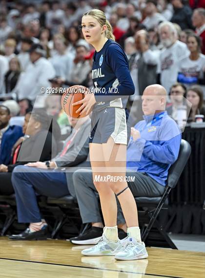Thumbnail 3 in Borden vs. Lafayette Central Catholic photogallery.