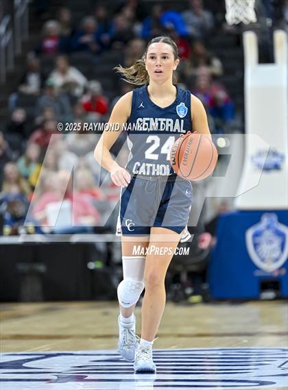 Thumbnail 1 in Borden vs. Lafayette Central Catholic photogallery.