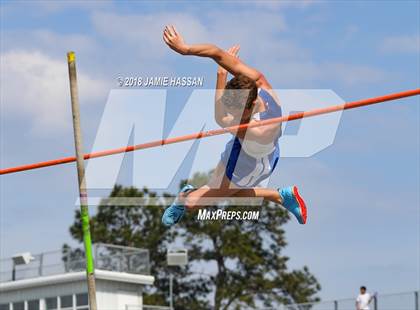 Thumbnail 2 in West Ashley Relays  photogallery.