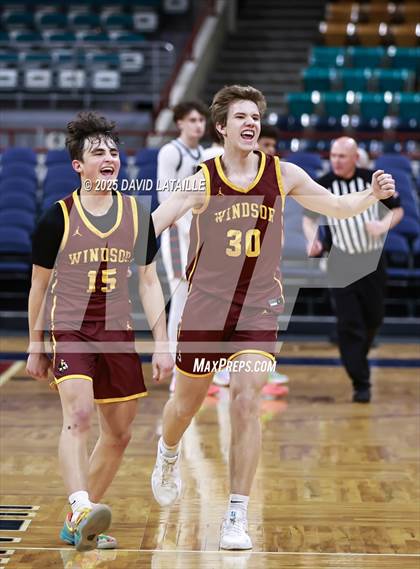 Thumbnail 1 in Windsor @ Dakota Ridge (CHSAA 5A Great 8) photogallery.