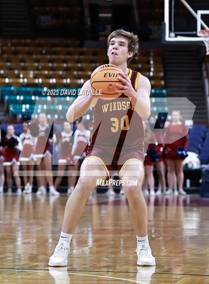 Thumbnail 1 in Windsor @ Dakota Ridge (CHSAA 5A Great 8) photogallery.