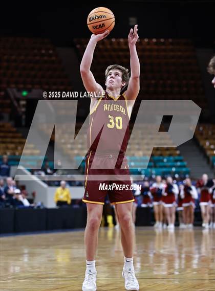 Thumbnail 1 in Windsor @ Dakota Ridge (CHSAA 5A Great 8) photogallery.