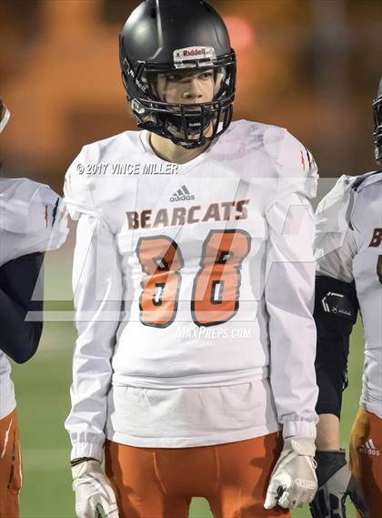 Thumbnail 1 in Monroe vs. Sumner (WIAA 4A Quarterfinal) photogallery.