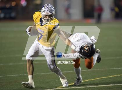 Thumbnail 1 in Monroe vs. Sumner (WIAA 4A Quarterfinal) photogallery.