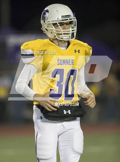 Thumbnail 2 in Monroe vs. Sumner (WIAA 4A Quarterfinal) photogallery.
