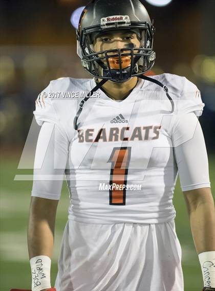 Thumbnail 1 in Monroe vs. Sumner (WIAA 4A Quarterfinal) photogallery.