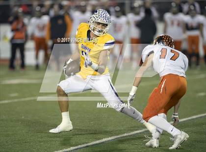 Thumbnail 3 in Monroe vs. Sumner (WIAA 4A Quarterfinal) photogallery.