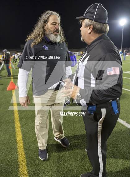 Thumbnail 3 in Monroe vs. Sumner (WIAA 4A Quarterfinal) photogallery.