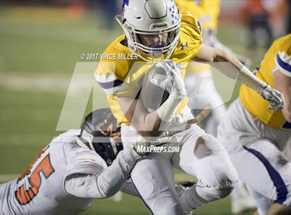 Thumbnail 3 in Monroe vs. Sumner (WIAA 4A Quarterfinal) photogallery.