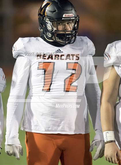 Thumbnail 1 in Monroe vs. Sumner (WIAA 4A Quarterfinal) photogallery.