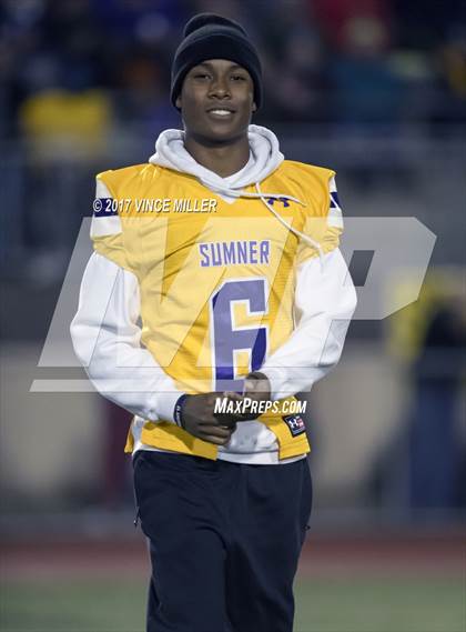Thumbnail 2 in Monroe vs. Sumner (WIAA 4A Quarterfinal) photogallery.